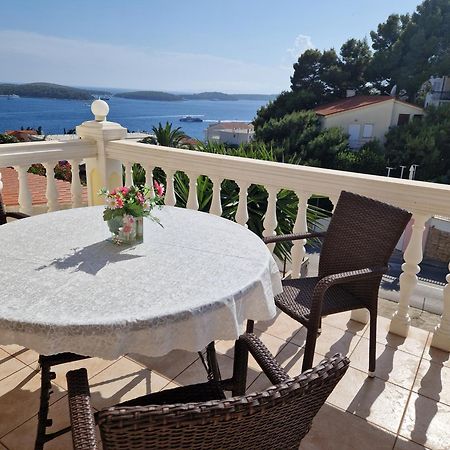 Hotel Apartmens Spiko 2 à Hvar Town Extérieur photo