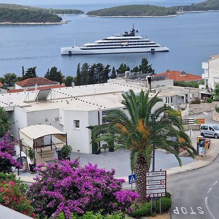 Hotel Apartmens Spiko 2 à Hvar Town Extérieur photo