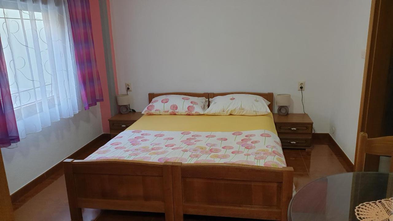 Hotel Apartmens Spiko 2 à Hvar Town Extérieur photo