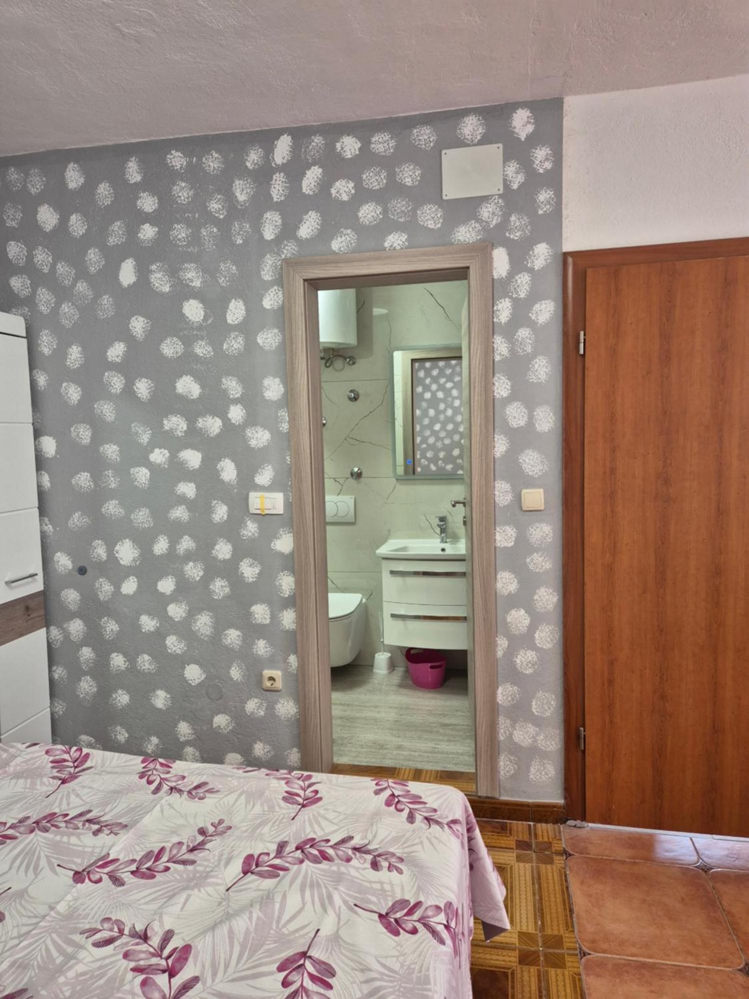 Hotel Apartmens Spiko 2 à Hvar Town Extérieur photo