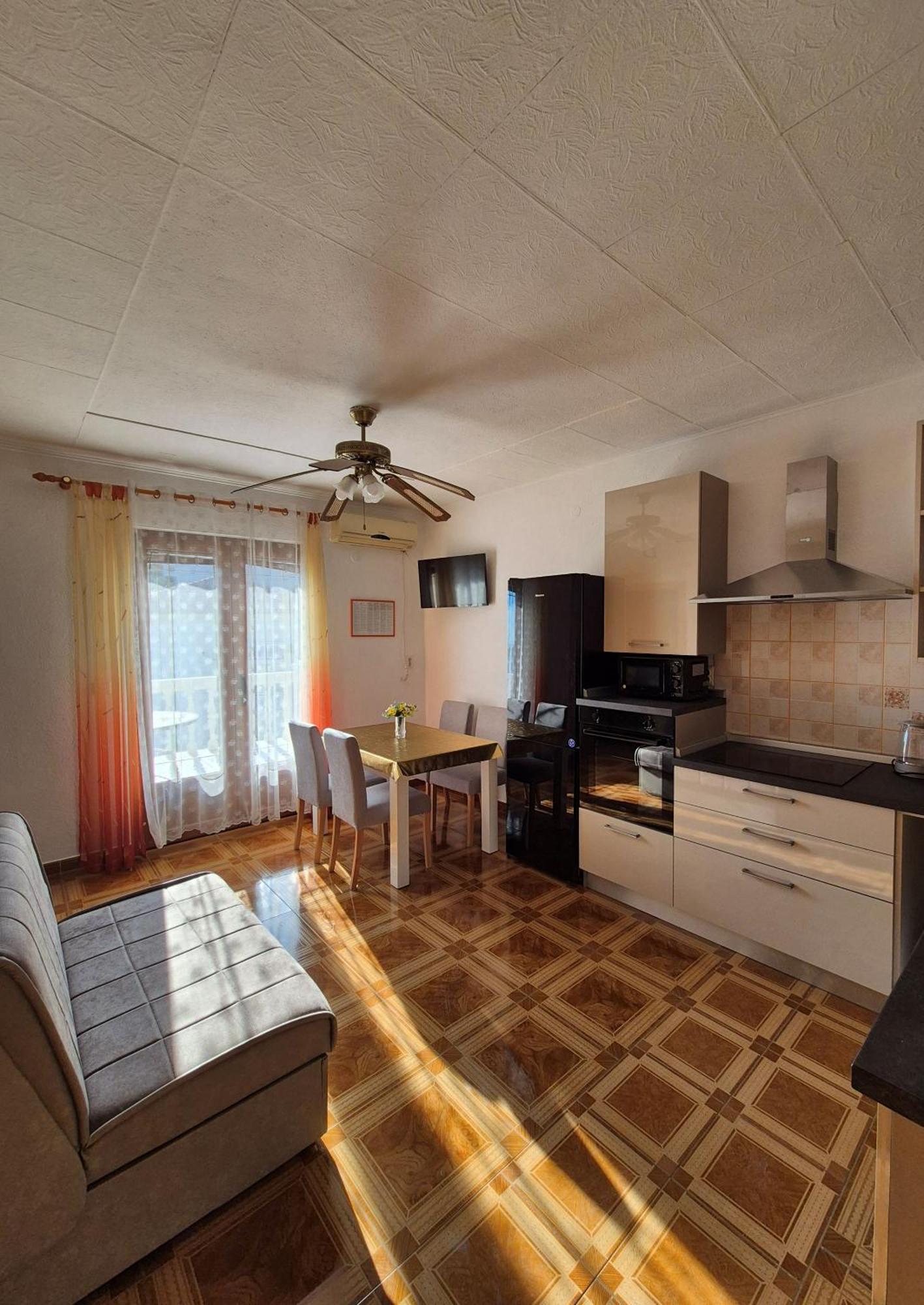 Hotel Apartmens Spiko 2 à Hvar Town Extérieur photo