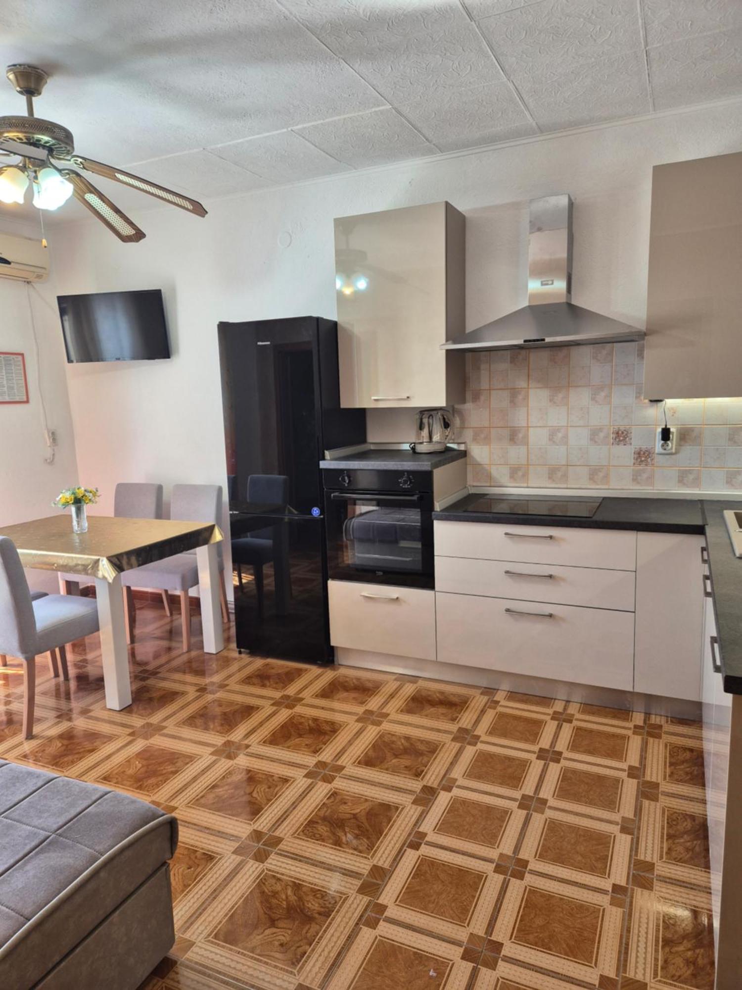 Hotel Apartmens Spiko 2 à Hvar Town Extérieur photo