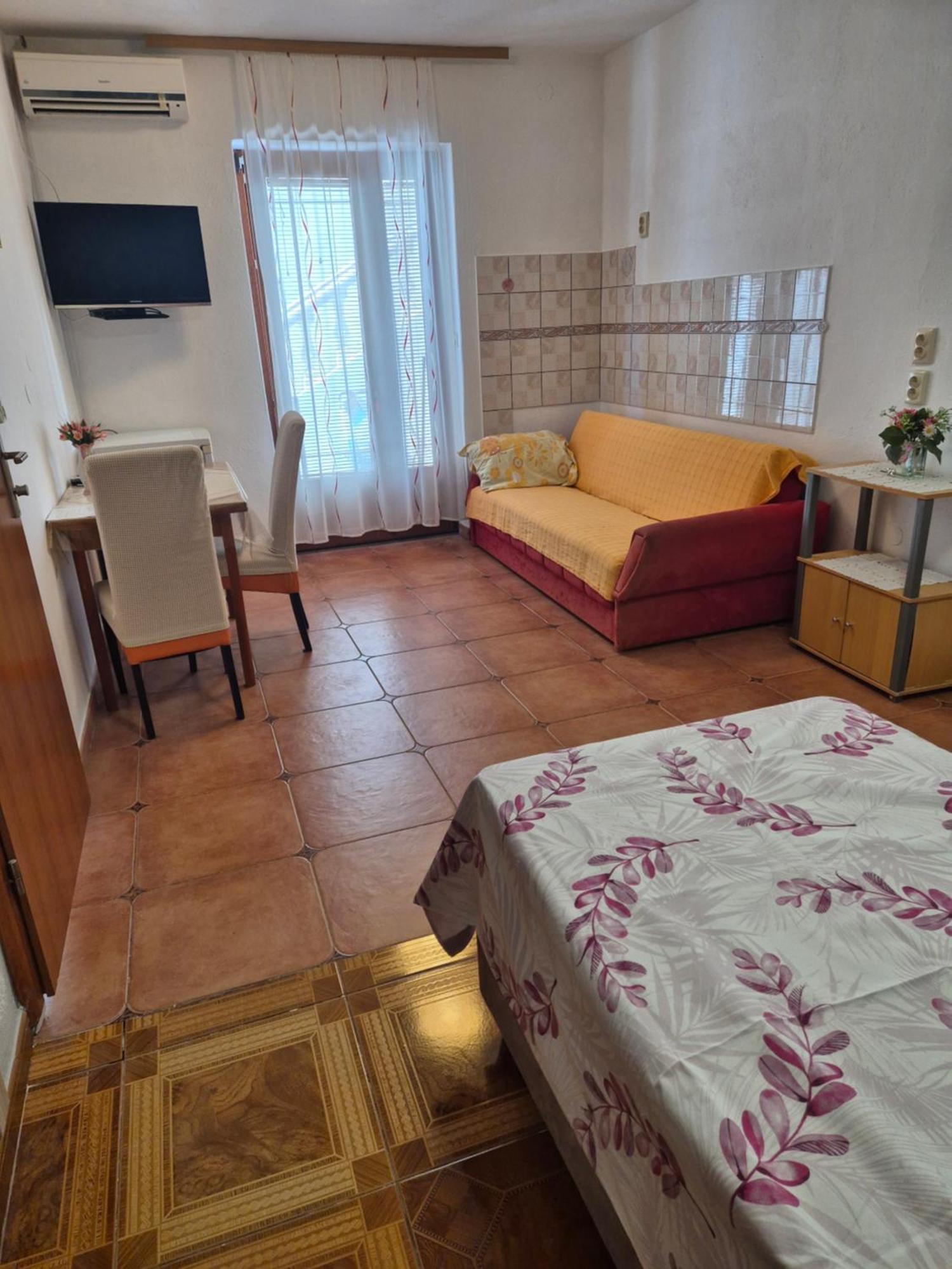 Hotel Apartmens Spiko 2 à Hvar Town Extérieur photo