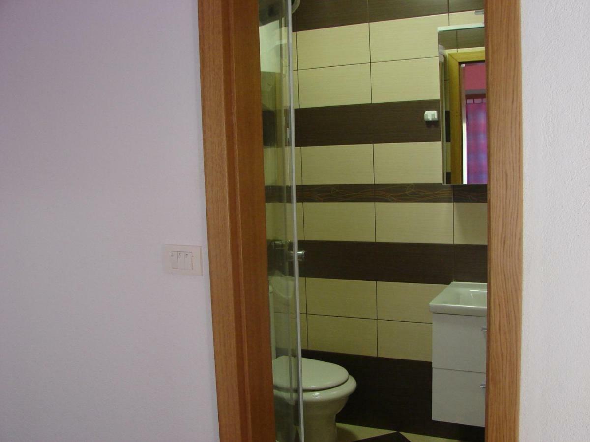 Hotel Apartmens Spiko 2 à Hvar Town Extérieur photo